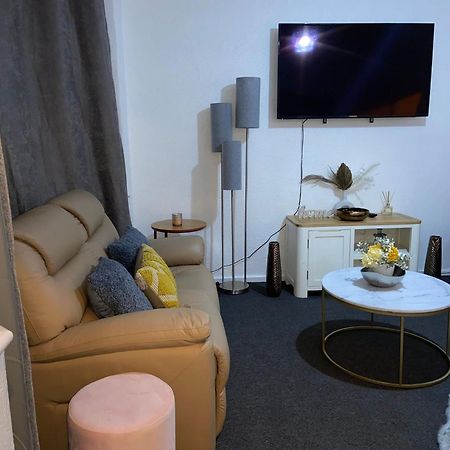 Handsworth Home - 2 Bedroomed Sheffield Bagian luar foto