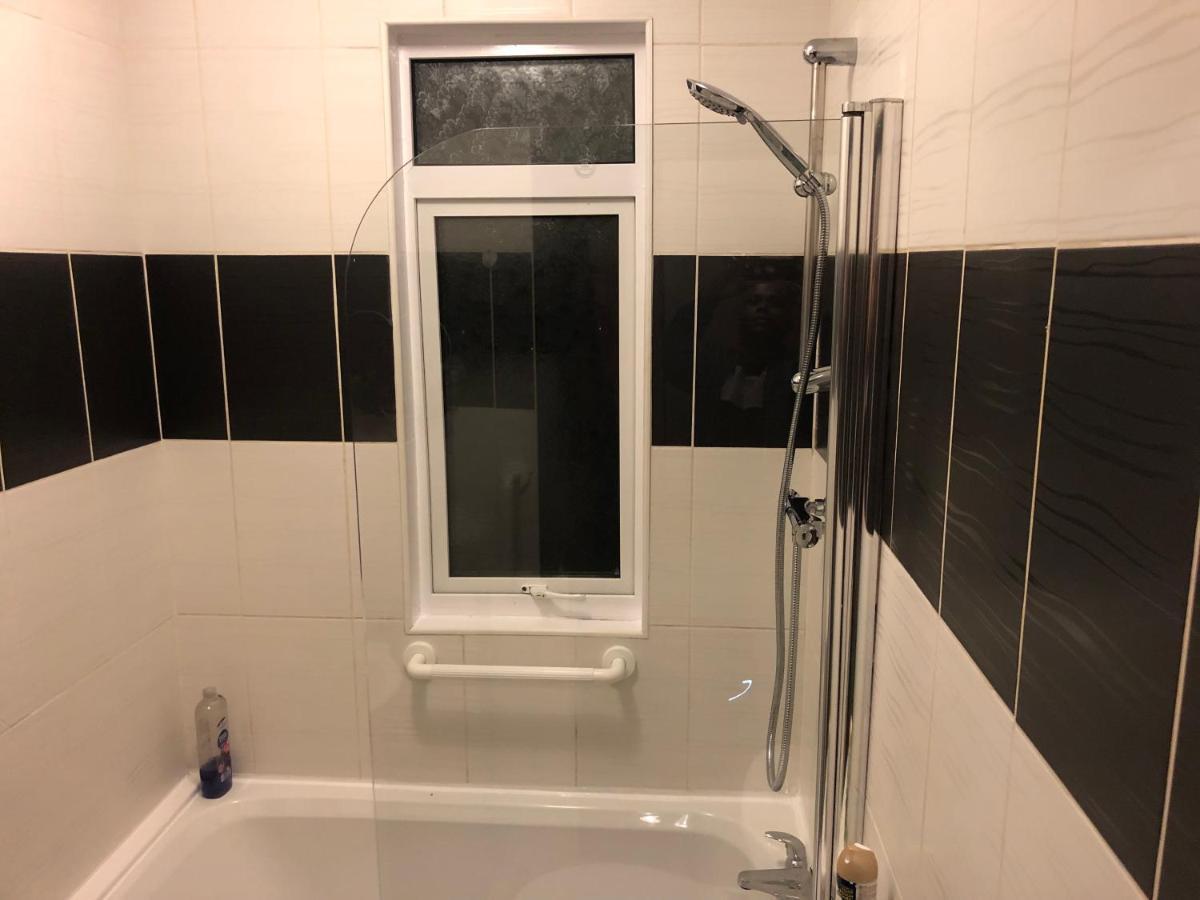 Handsworth Home - 2 Bedroomed Sheffield Bagian luar foto